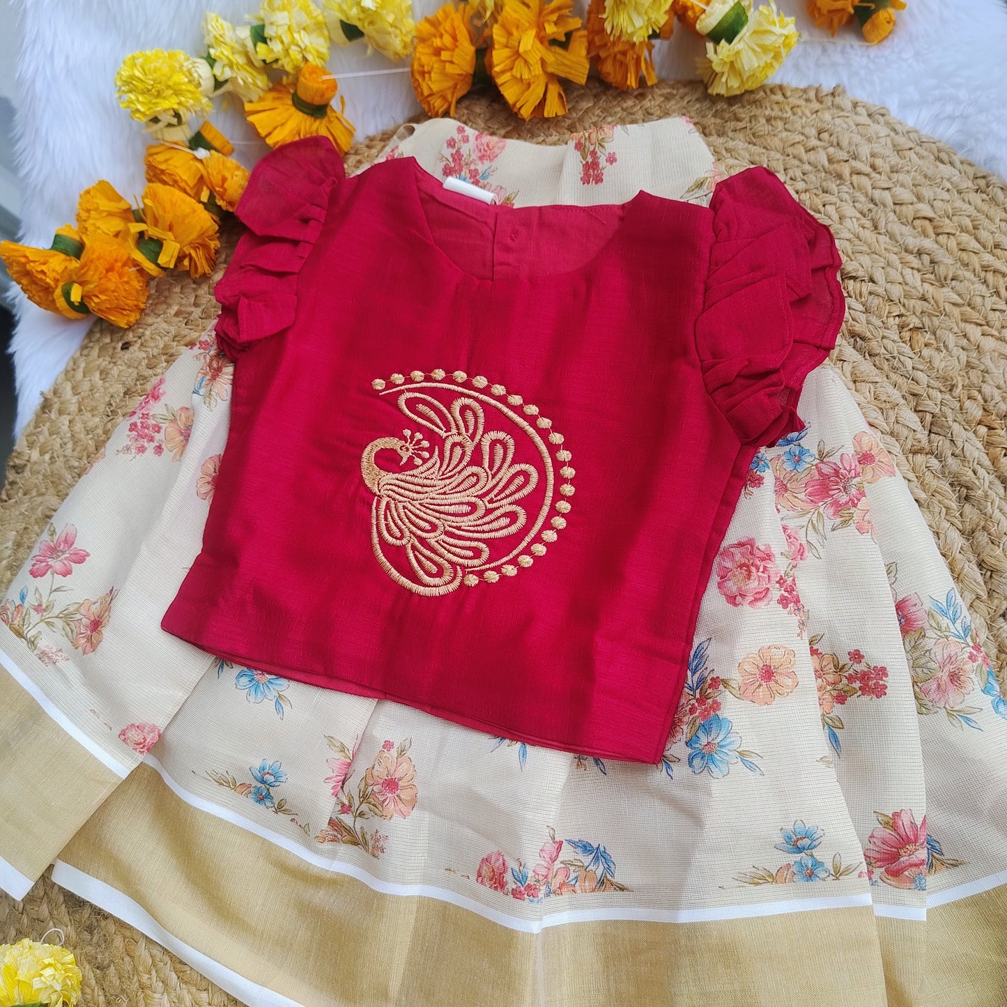 Ranipink Pattupavada