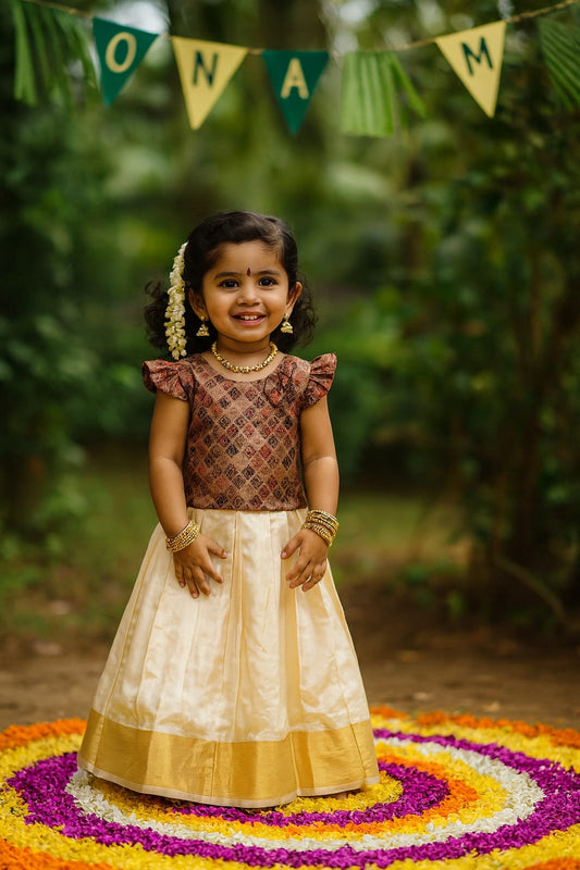 Traditional Pattupavada